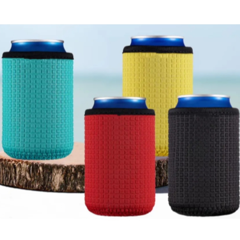 Anpassad logotyp Neoprener Beer Can Cooler Sleeve For Camping Party Cold Drink Stubby Holder 3mm Koozy Isolated Cola Can Coozy Blanks